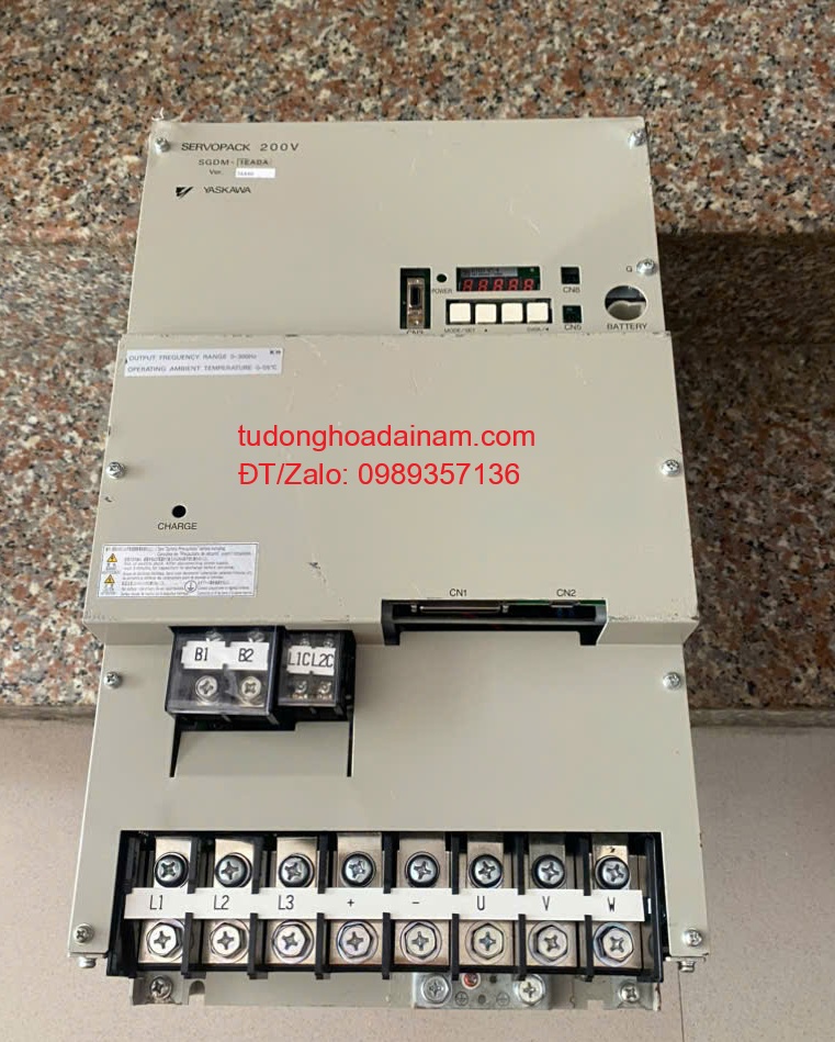 Bộ điều khiển servo Yaskawa SGDM-1EADA